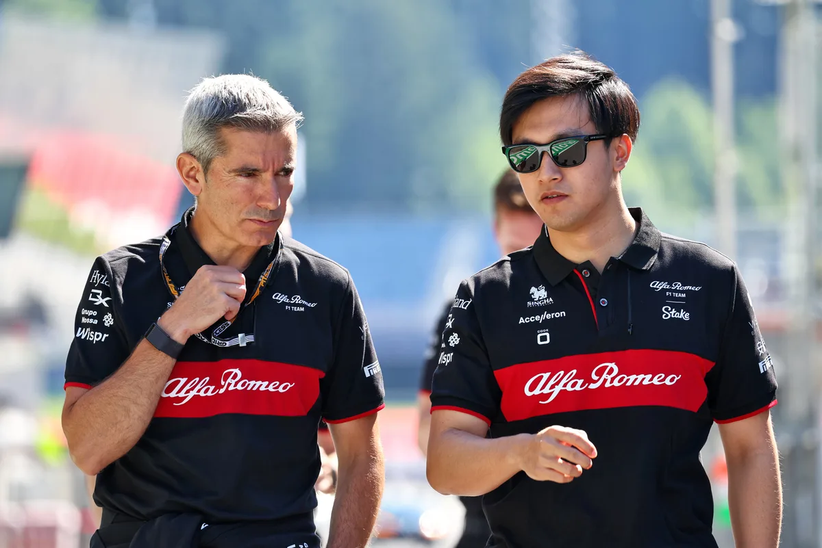 Wohin führt ihr Weg in der zweiten Saisonhälfte? Sauber-Chefingenieur Xevi Pujolar (links) und Fahrer Zhou Guanyu. Zhou Guanyu (CHN) Alfa Romeo F1 Team walks the circuit with Xevi Pujolar (ESP) Alfa Romeo F1 Team Head of Trackside Engineering.
Formula 1 World Championship, Rd 10, Austrian Grand Prix, Thursday 29th June 2023. Spielberg, Austria.